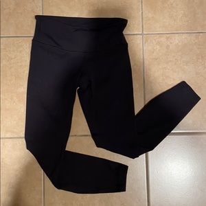Lululemon Black Wunder Under Leggings